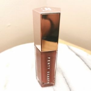 Fenty Beauty gloss bomb